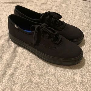 Black Keds
